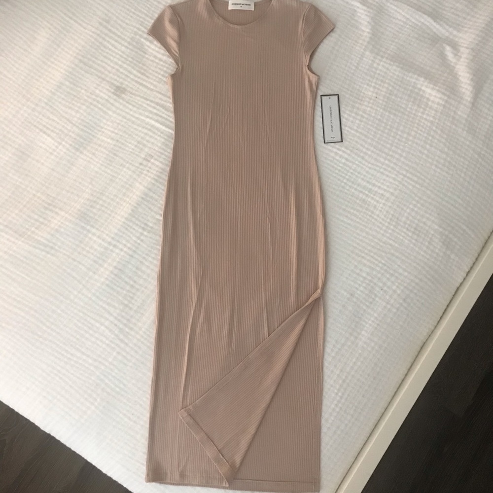 Nude ribbed midi dress NWT!